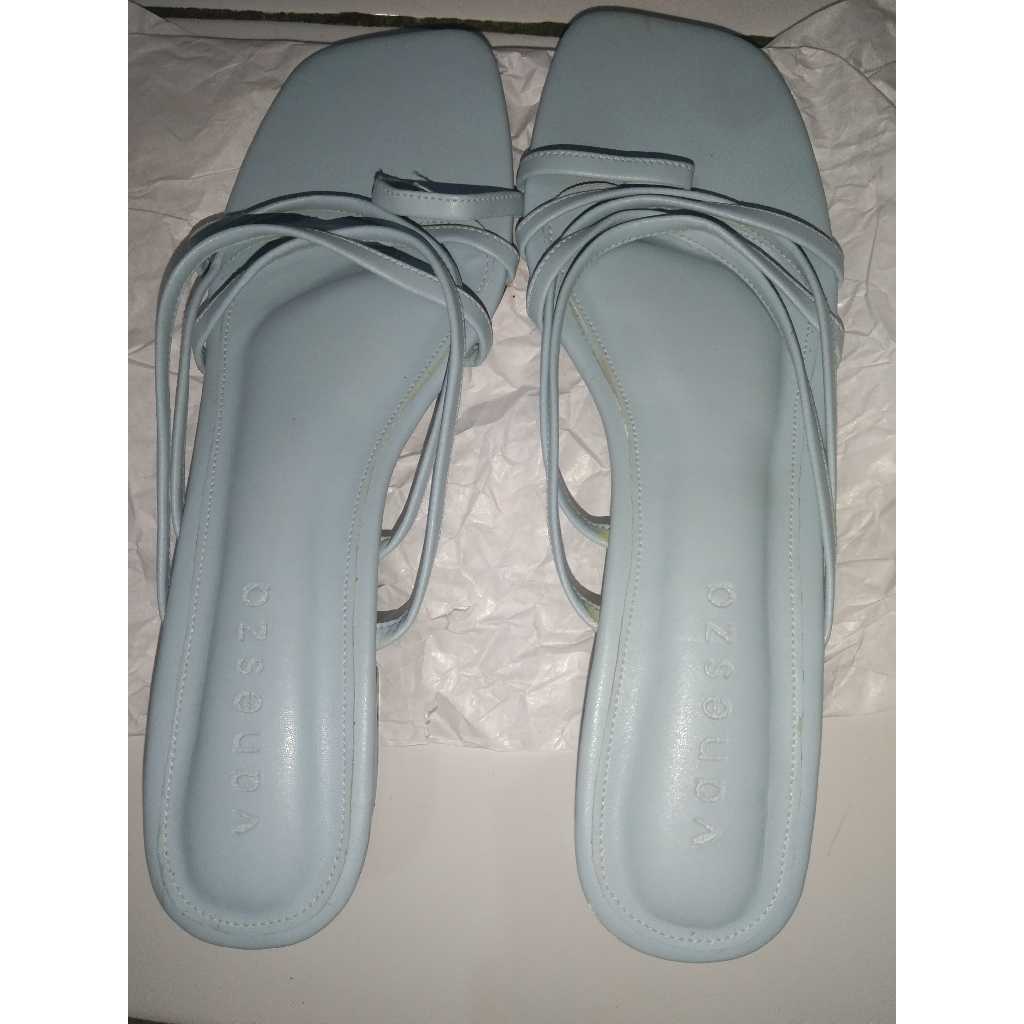 Heels Vanesza Produk lama
