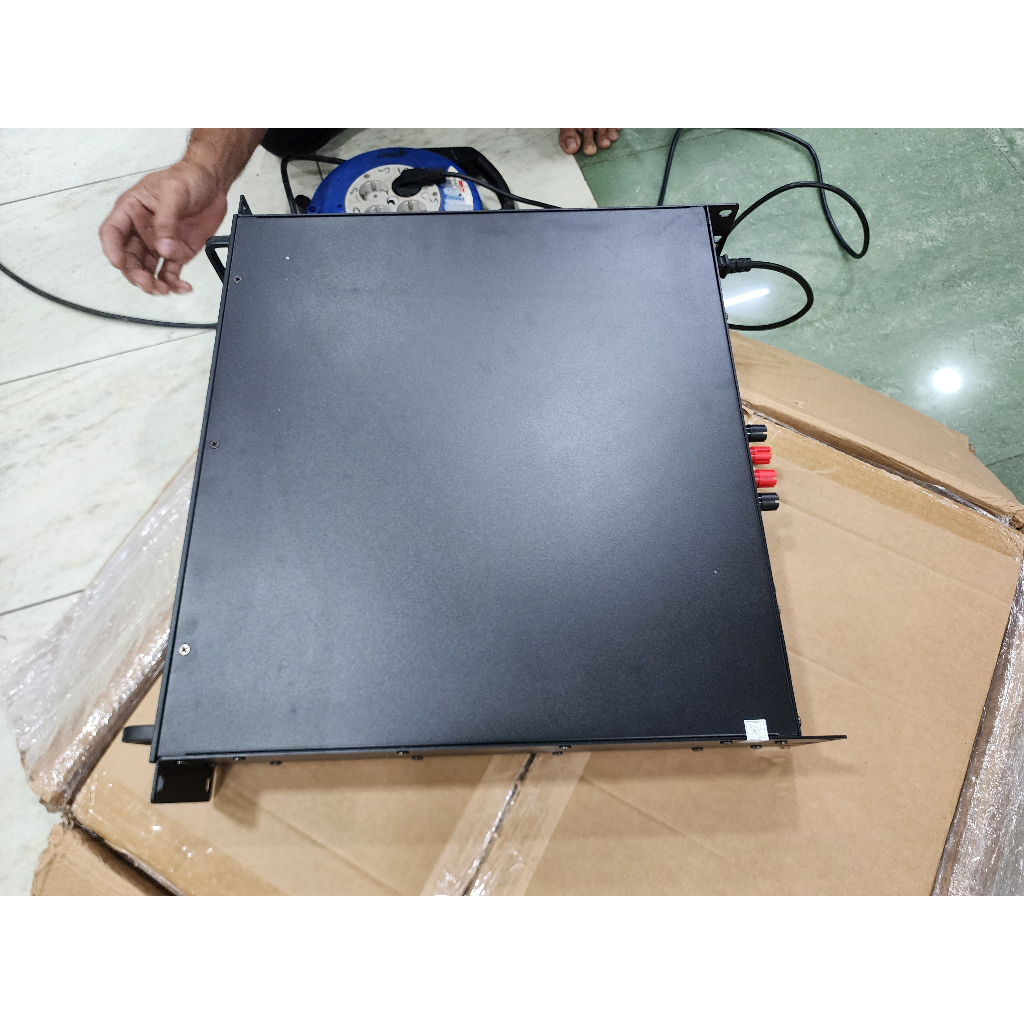 Power amplifier peavey CS 4000 / CS4000 – China