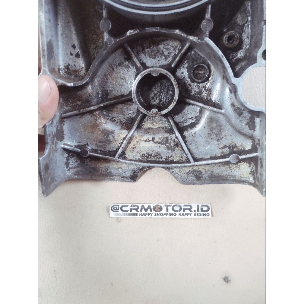 cover tutup crankcase bak blok block kanan oli kopling cg 100 cg100 cg125 cg 125 ori