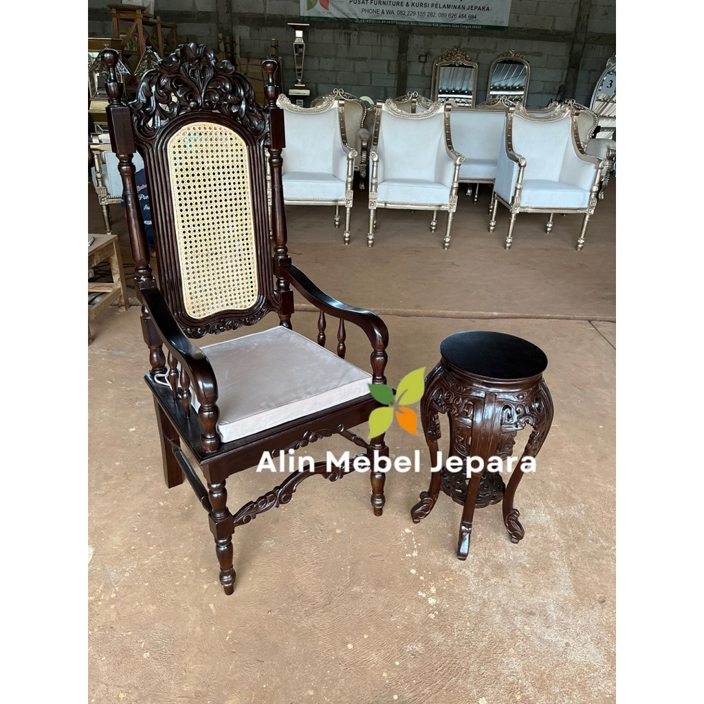 Kursi Studio foto , Meja Studio foto , Properti Studio foto