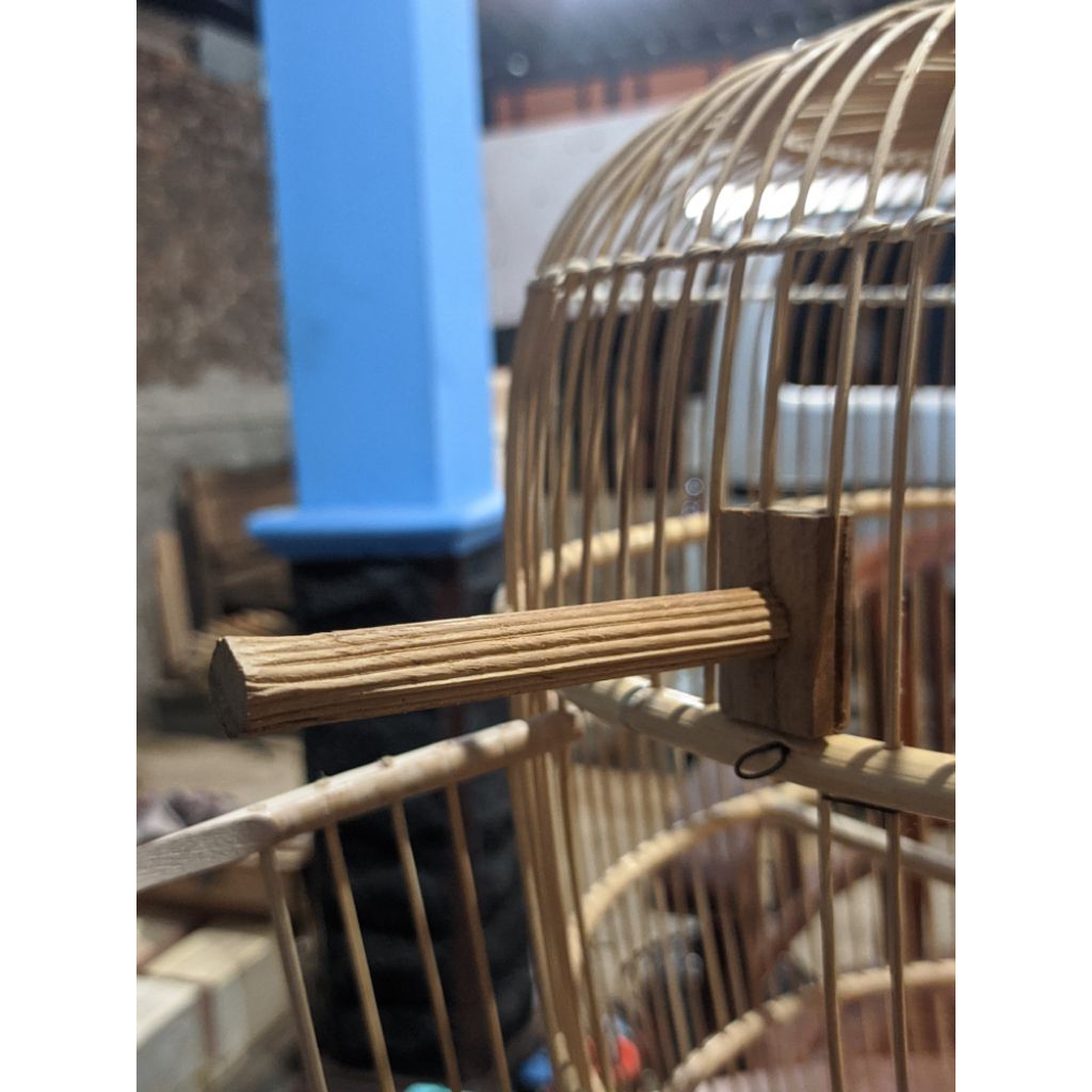 Tangkringan Samping Sangkar Kandang Bulat || Kotak Burung Kayu Jati Pilihan Terbaik