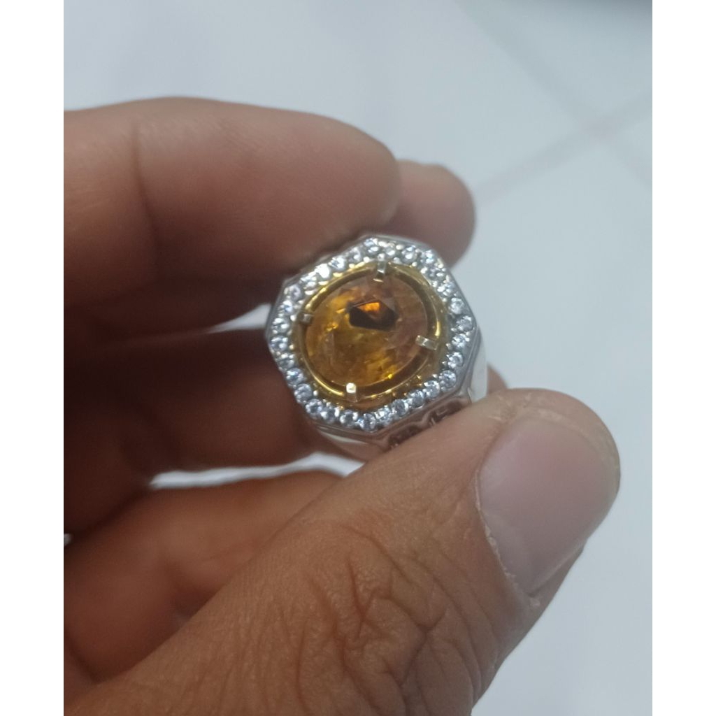 natural orange safir tanzania