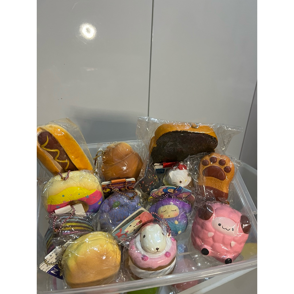 PRELOVED SQUISHY TAGS PUNIMARU, KAPIBARASAN, CAFE SAKURA