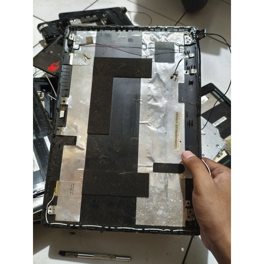 frame lcd belakang laptop acer 4752 original