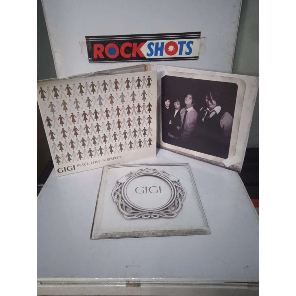 kaset cd GiGi peace,love N respect