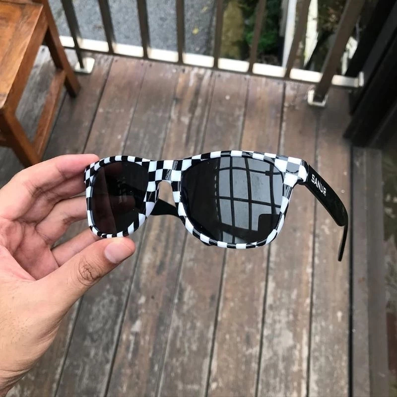 Kacamata RB Wayfarer Checkerboard Motif Catur