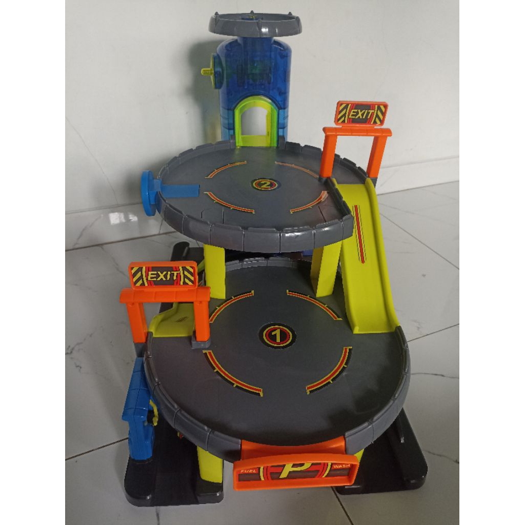 preloved elc big city garage