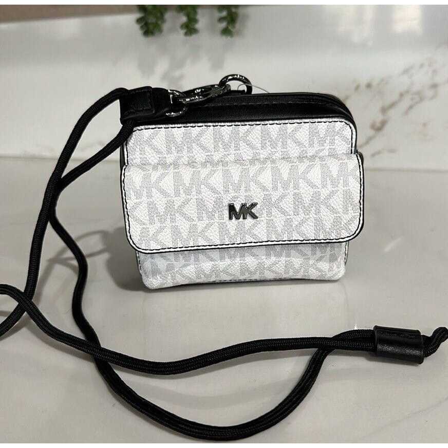 

Michael Kors 36S3LGFM6B Micro Camera Bag W Lanyard Bright White