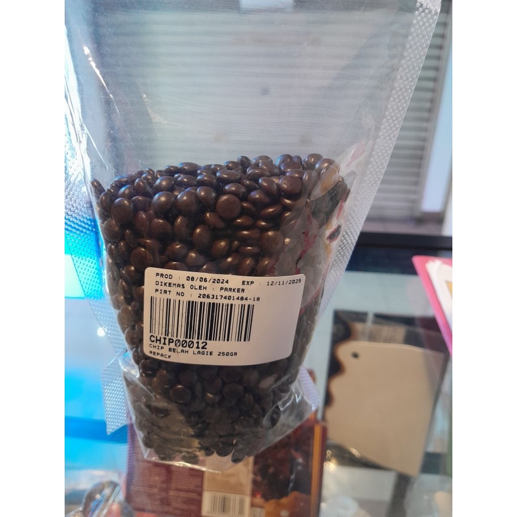 

Coklat chip belah Lagie / Chocolate chip belah Lagie kemasan 250gr