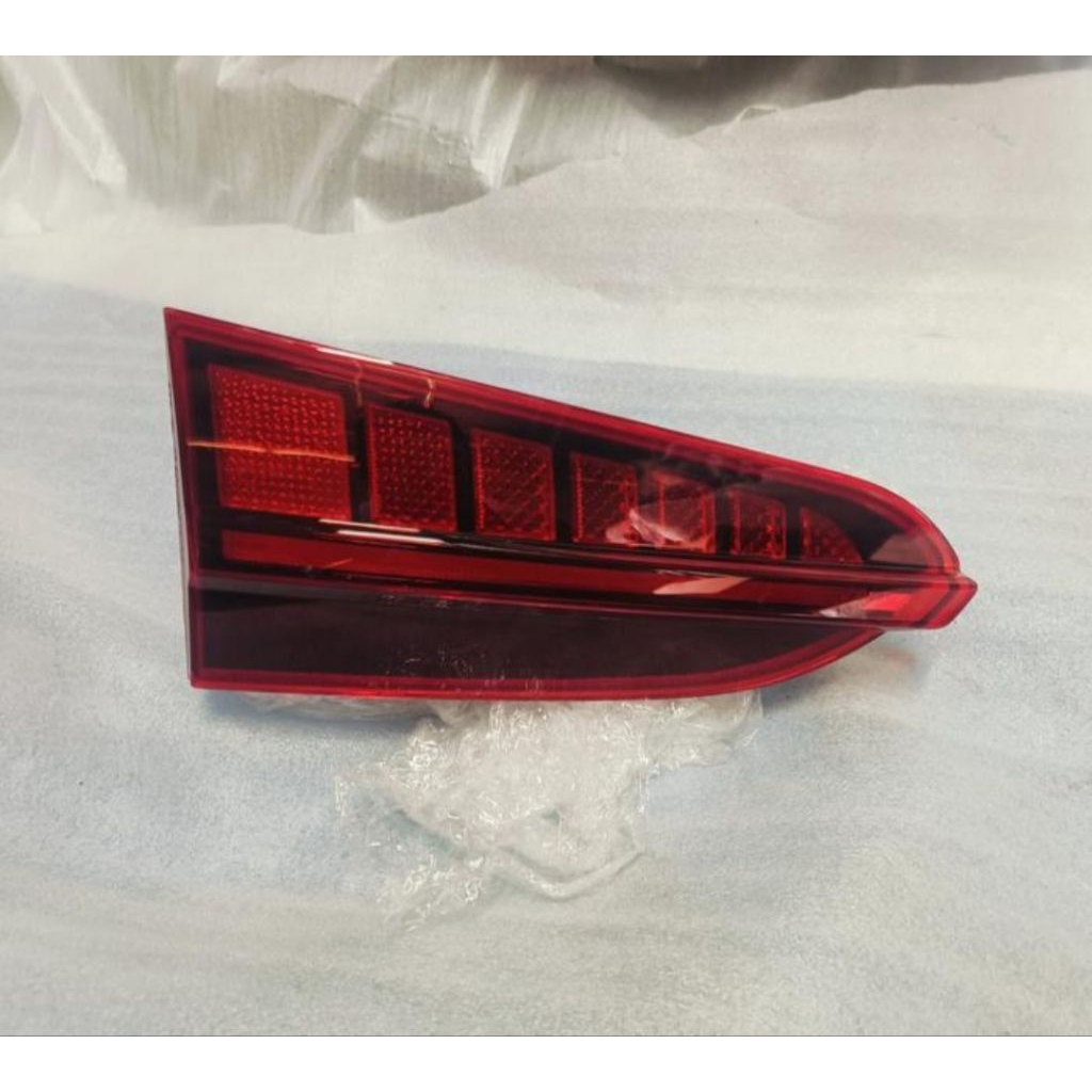 lampu bagasi hyundai santafe