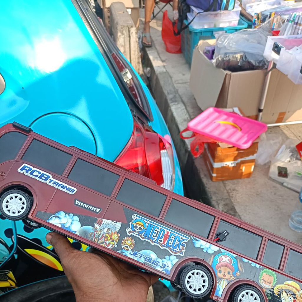 bus custom tronton RC