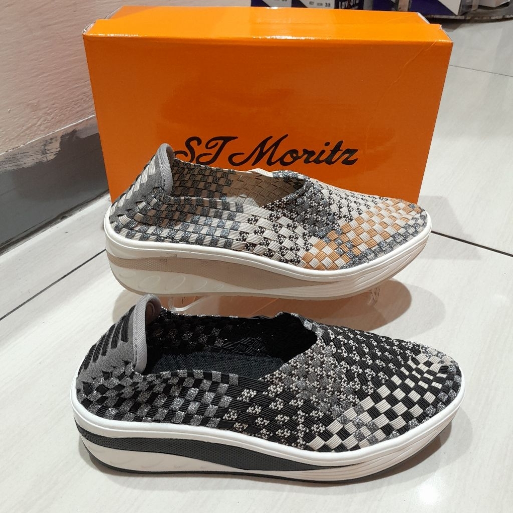 sepatu rajut wanita by brand ST.MORITZ