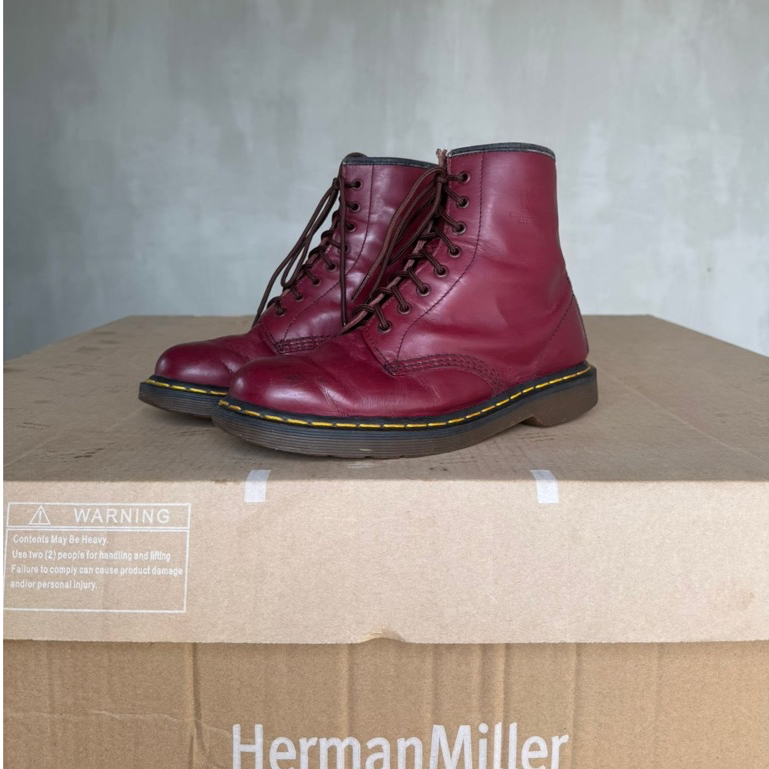 dr martens 1460 red cherry