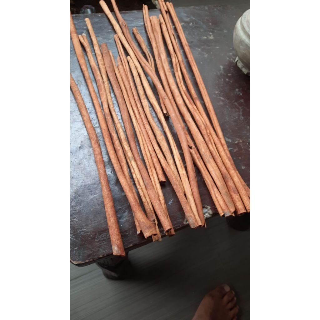 

KAYU MANIS STICK/REMPAH/HERB&SPICES/BUMBU MASAKAN/HERBAL/