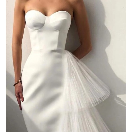 gaun putih dengan  model simple korea  dengan  bustier mewah  elegant polos  span wedding dress