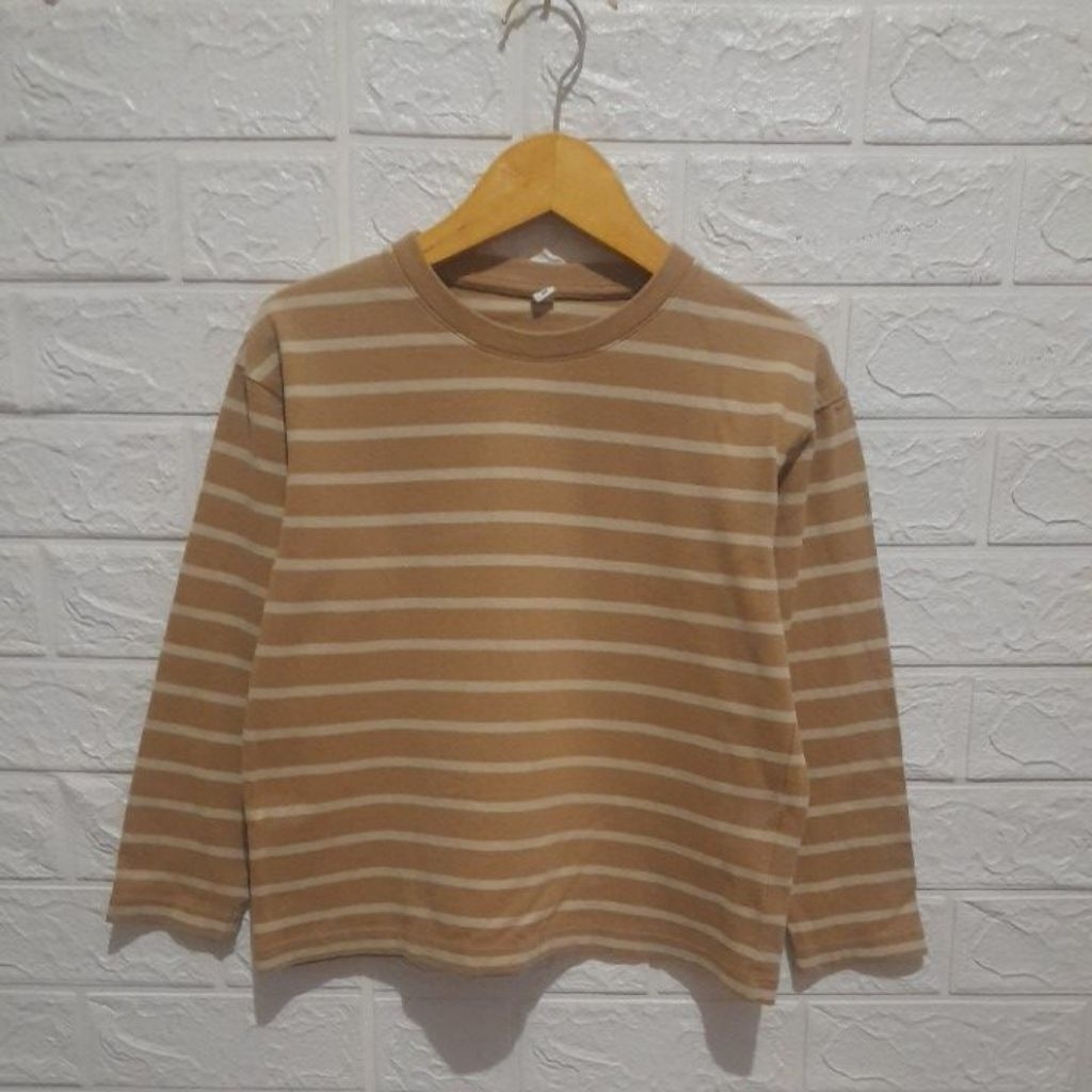 kaos salur anak UNIQLO size 130 PL