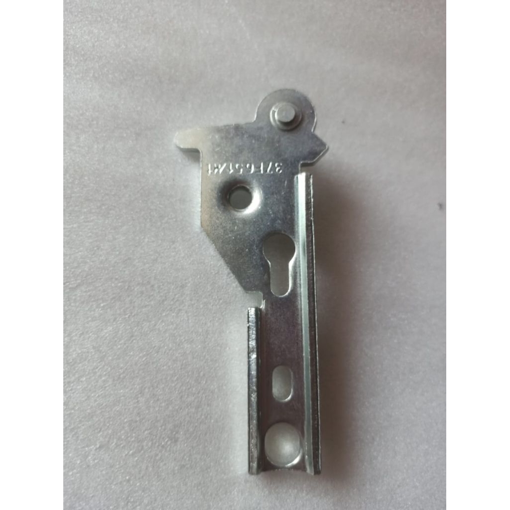 Engsel Kulkas 2 Pintu Bagian Atas