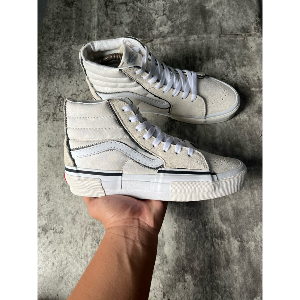 VANS SK8 HI RECONSTRUCT (SIZE 39)