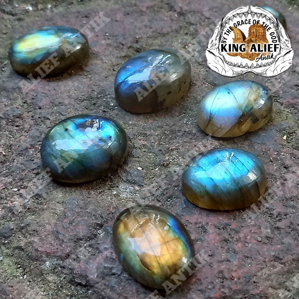 Batu Permata Banyu Nasantara Natural Labladorite Top Glow Klep Indah Size Kantoran Siap Naik Ring Su