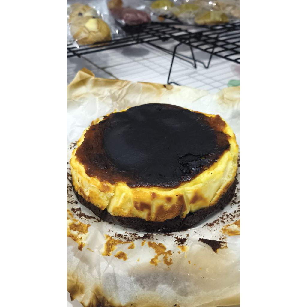 

Burntcheese cake brownies