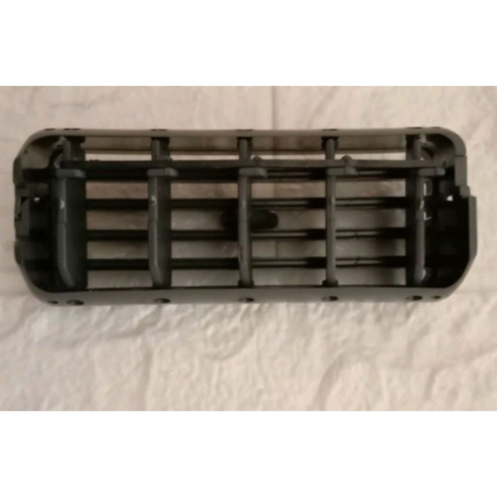 kisi-kisi AC kotak Daihatsu ceria import