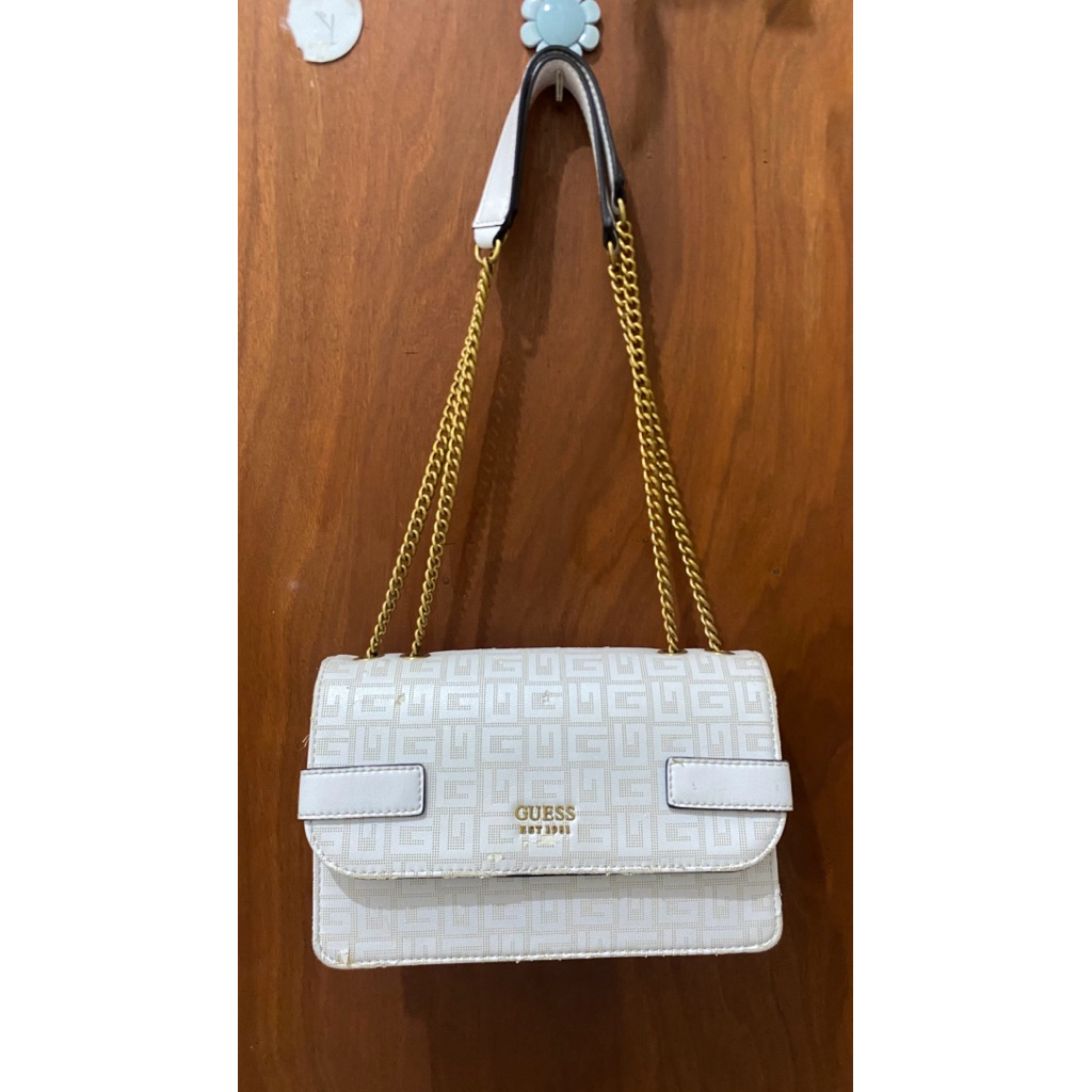 Preloved / Second Tas Guess