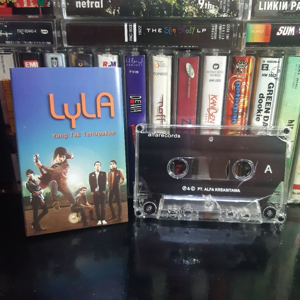 Kaset Pita Lyla Band Yang Tak Terlupakan Jantung Hati Mantan Kekasih