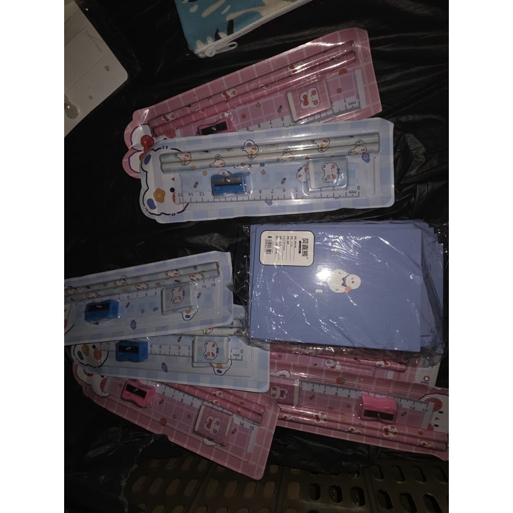 

set alat tulis anak n buku mini