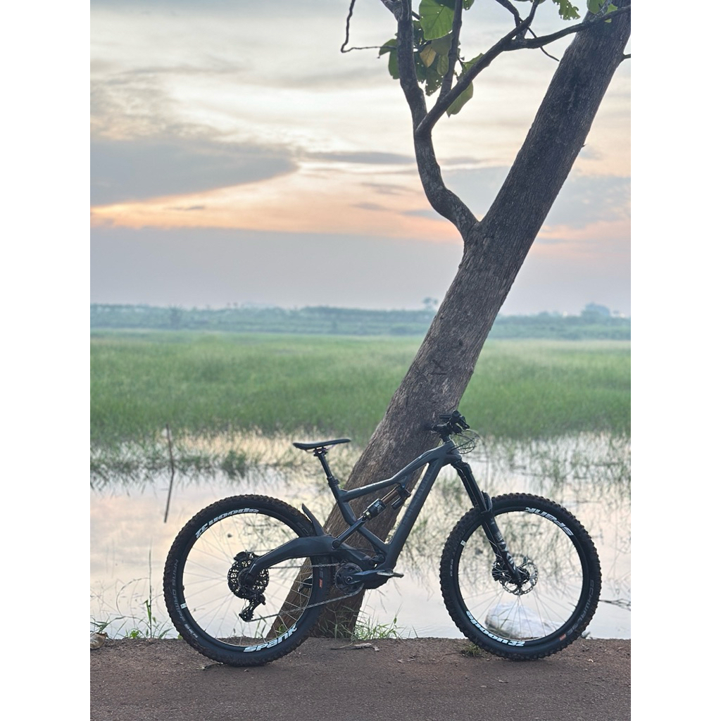 Polygon Xquarone EX9