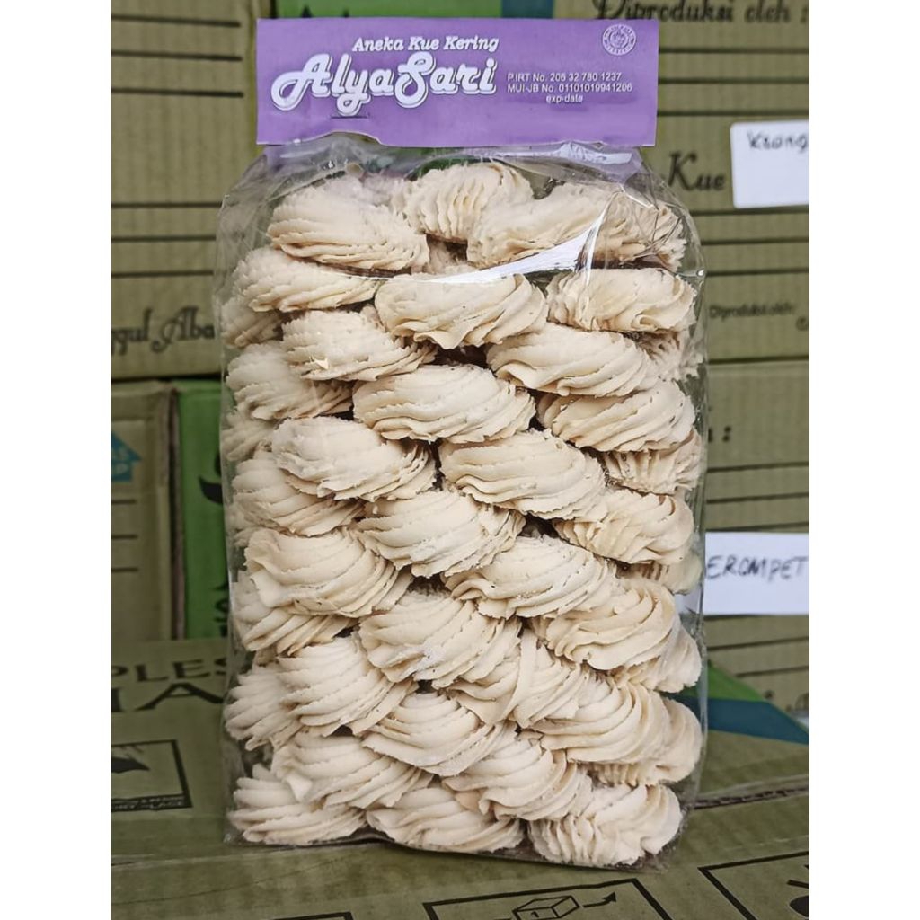 

KUE SAGU ACI 500GR GURIH RENYAH ENAK SNACK CEMILAN MAKANAN KILOAN HALAL