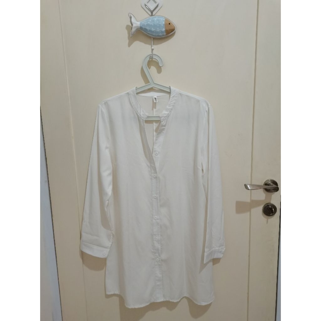 tunik silk putih wanita