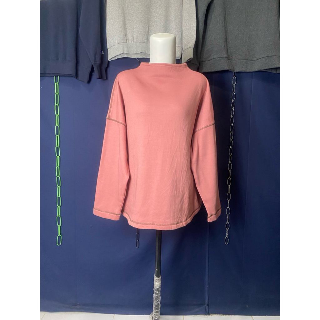 sweater GOLDEN BEAR bahan bulu lembut