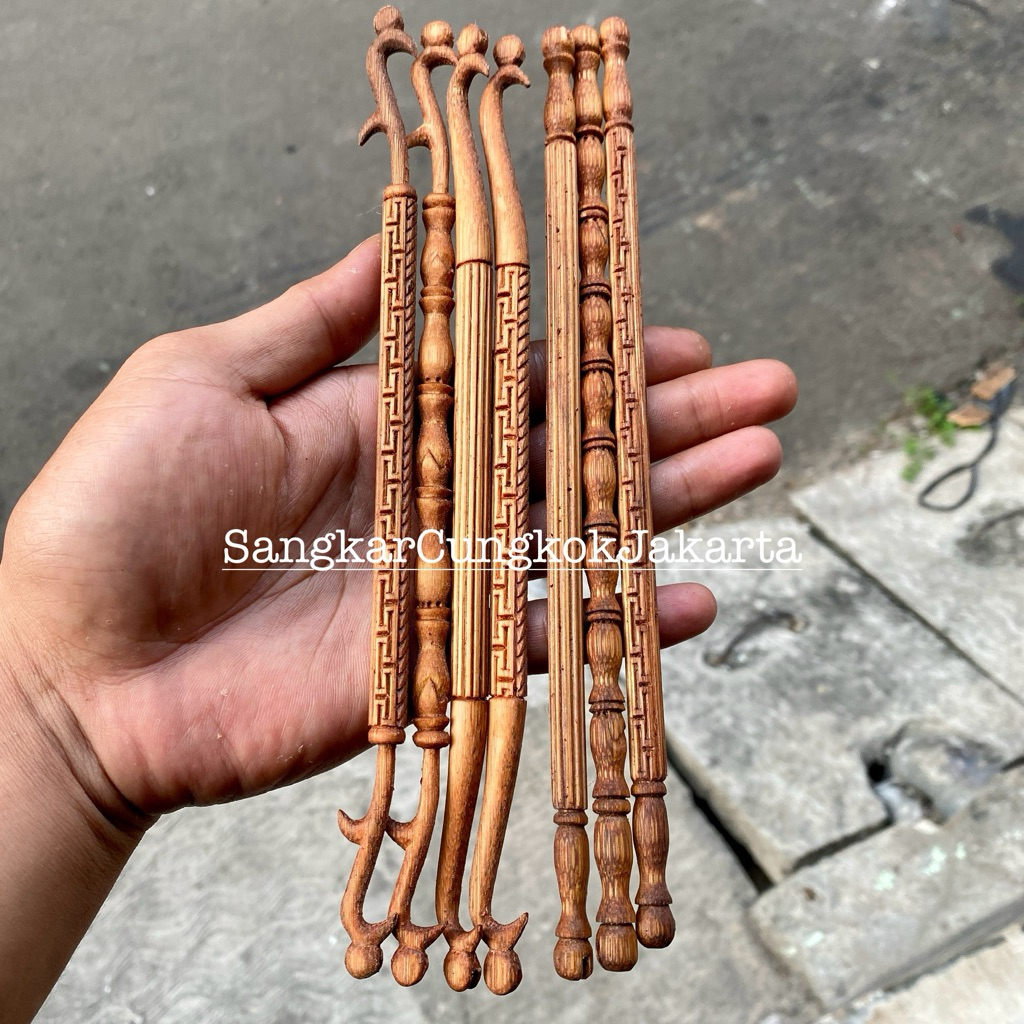 Tangkringan Sangkar Cungkok Pleci D22 Bahan Bambu Lokal Cukit Manual