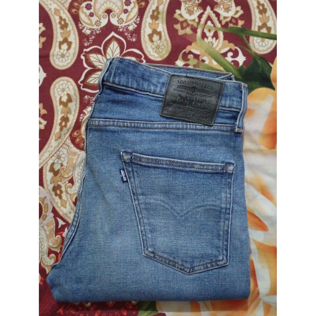 LVS 502 LMC selvedge size 32