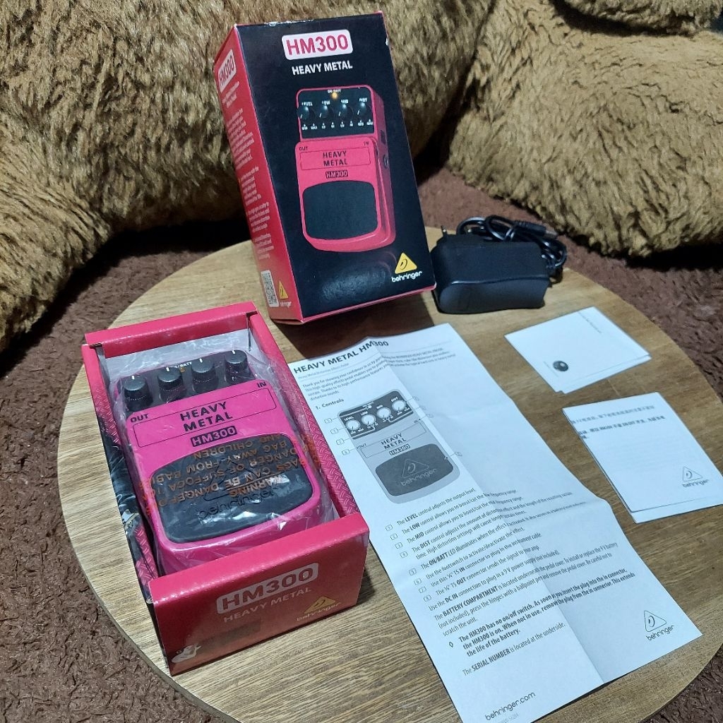 Efek Gitar Behringer Heavy Metal HM300 pedal Fx Guitar Distorsi stompbox DIST HM 300
