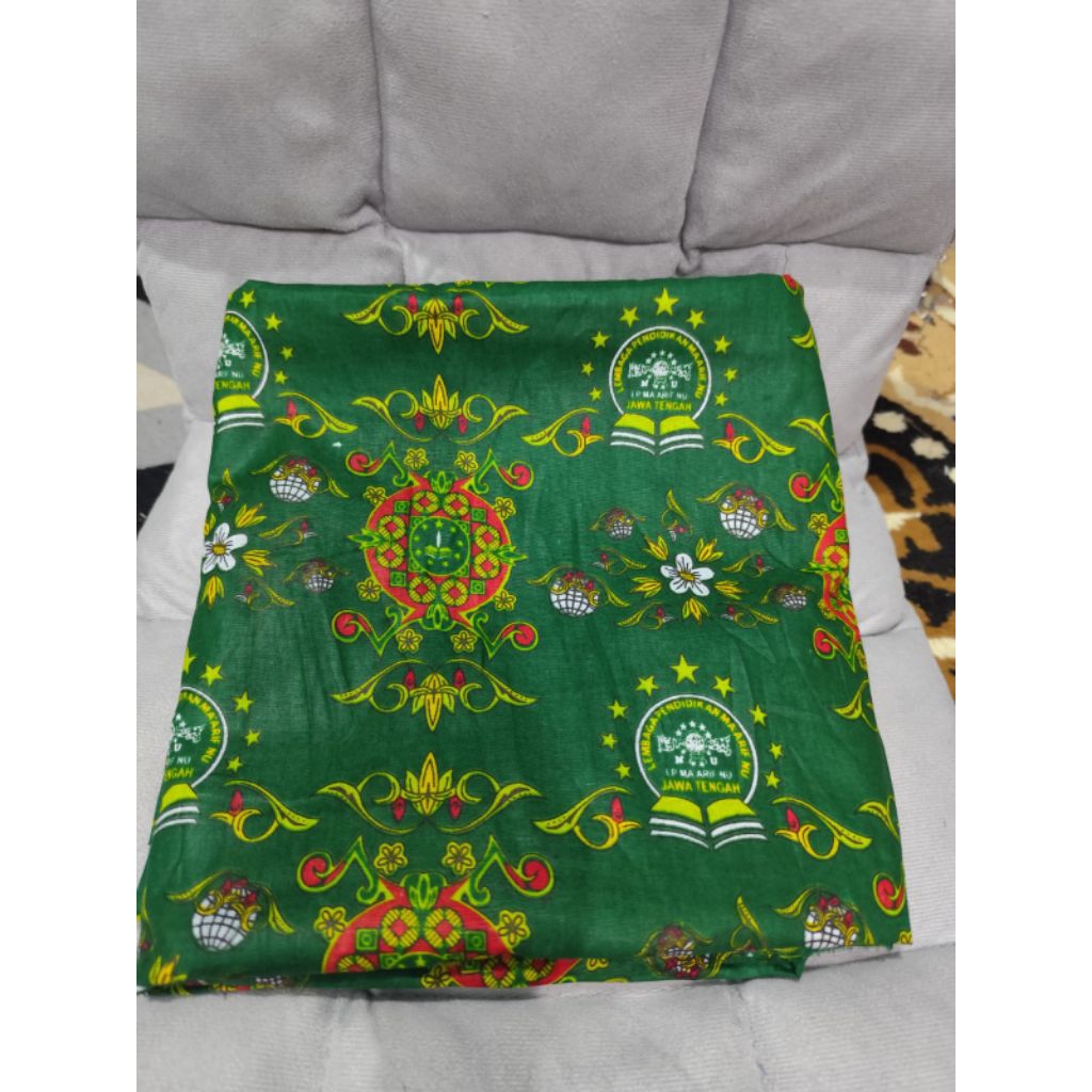 Kain batik LP Maarif NU ( Siswa Jateng ) Katun Premium
