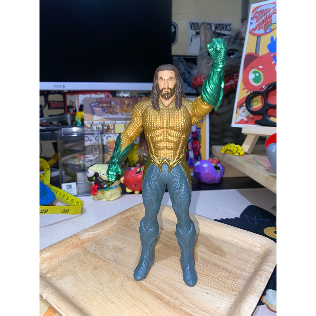 action figure aquaman