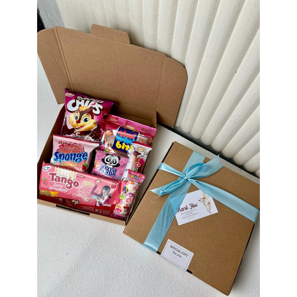 

Hampers Box 20x20