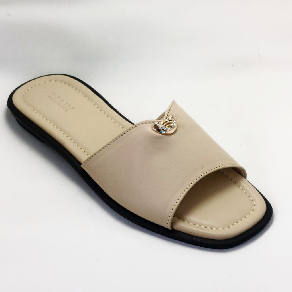 Calbi KQ 1683 Sandal Flat Wanita Wanita Sandal Calbi
