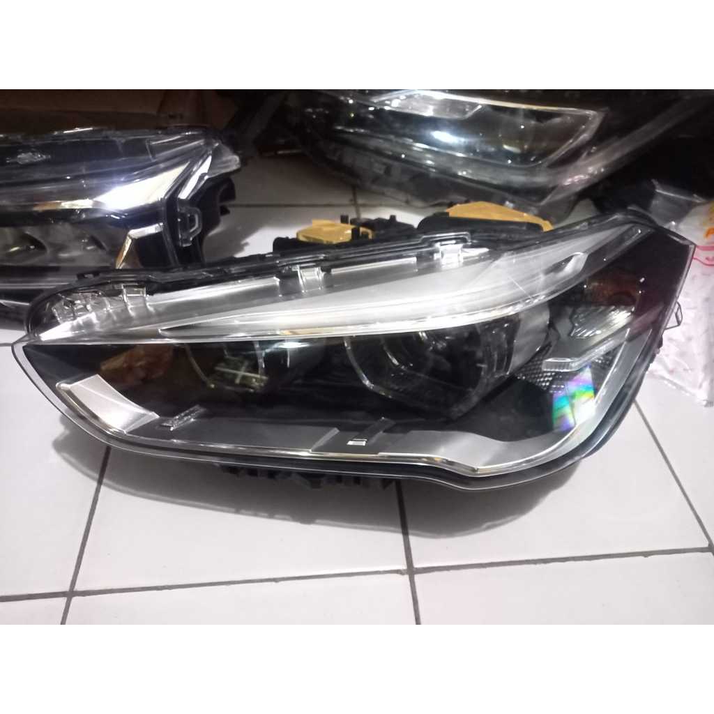 Headlamp BMW X1 f48 2017 - 2019 Kiri