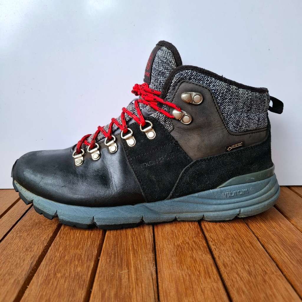 SEPATU GUNUNG AUTDOOR KOLON SPORT VIBRAM GORETEX