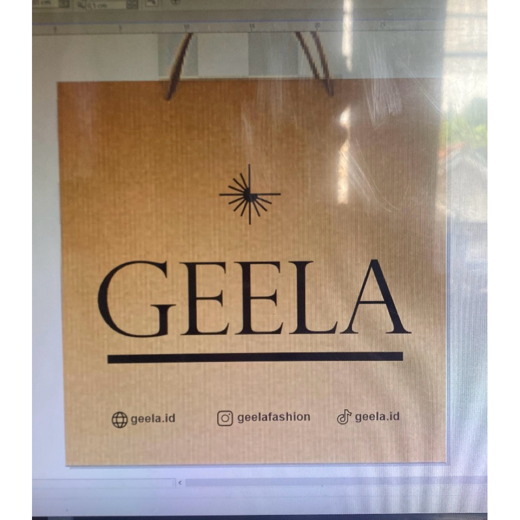 

Paper Bag Sablon Custom Ukuran 40x12x40 (paket 12pcs) |Tas Kertas |Tas Kado |tas florist |tas buket |Tas Souvenir |Paper bag Hampers