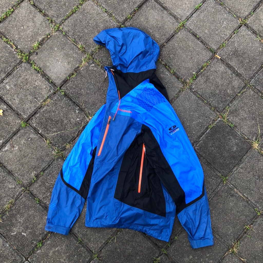 outdoor salomon gorpcore waterproof second bekas not arcteryx