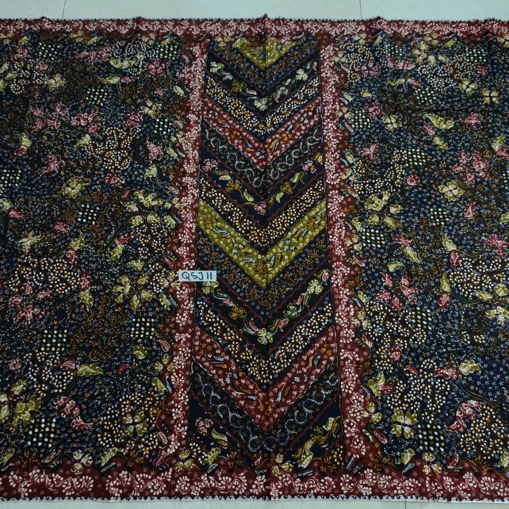 Sarung batik tulis lasem jumbo seri premium burgundy motif 3 negri gunung ringgit