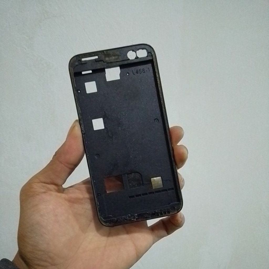 TATAKAN LCD EVERCOSS S45 ORI