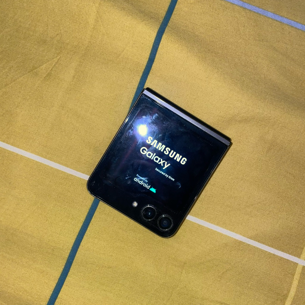 SAMSUNG GALAXY FLIP 5 512gb SECOND