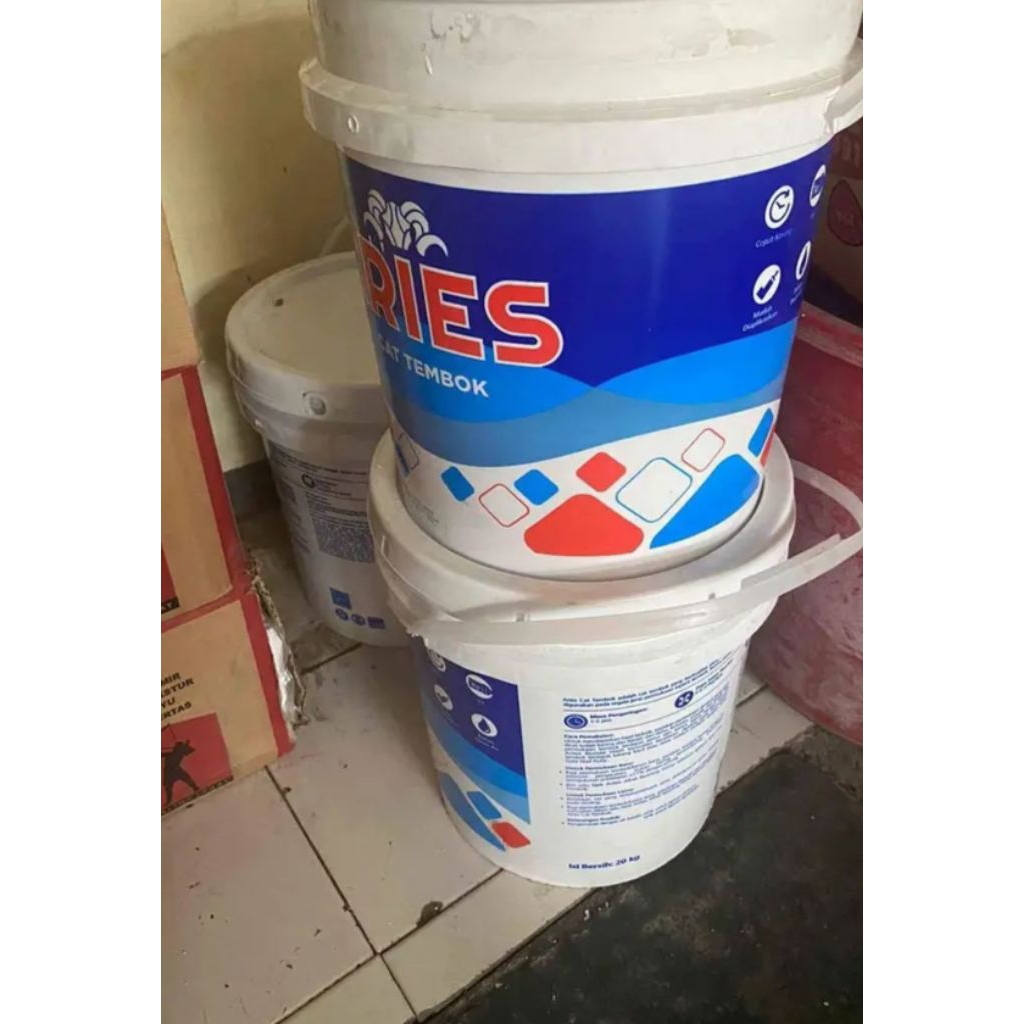EMBER Putih Bekas cat 20/25 Kg