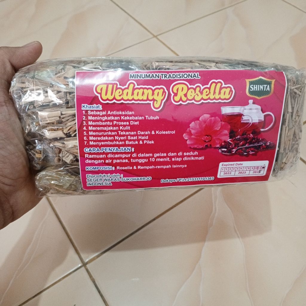 

wedang Rosella membantu proses diet , meremajakan kulit, dan menurunkan tekanan darah dan kolesterol