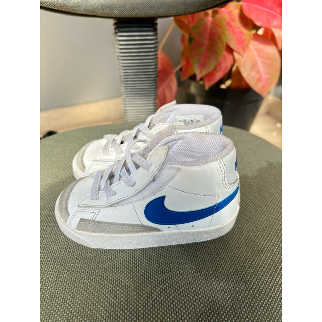 PRELOVED NIKE JORDAN KIDS SIZE 25