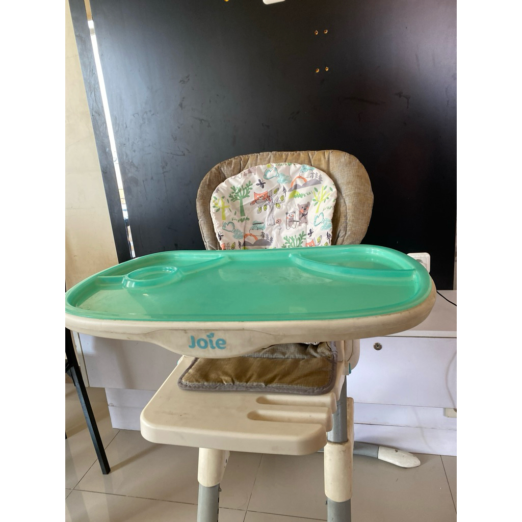 JOIE mimzy 360* high chair PRELOVED